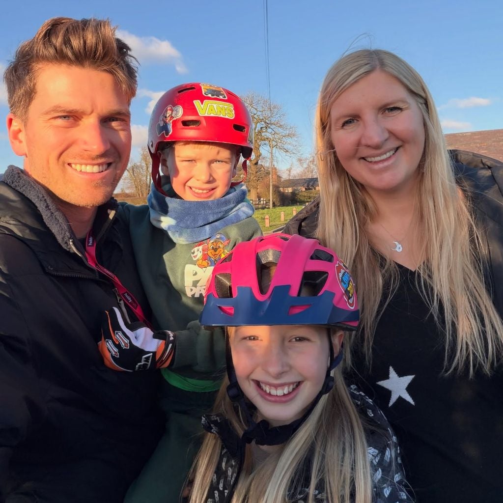 Rebecca Adlington mit ihrer Familie, Dezember 2025