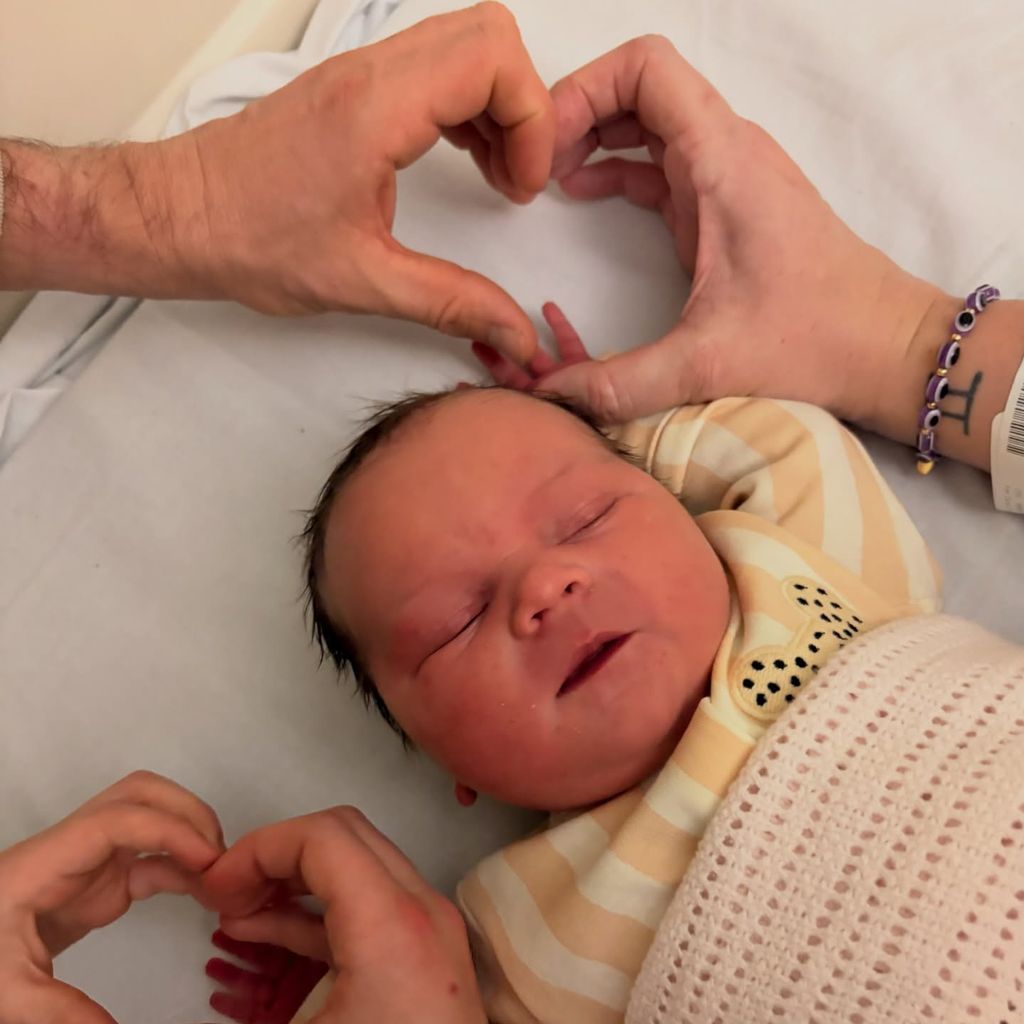 Rebecca Adlington und Andy Parsons Tochter Thea, Februar 2026