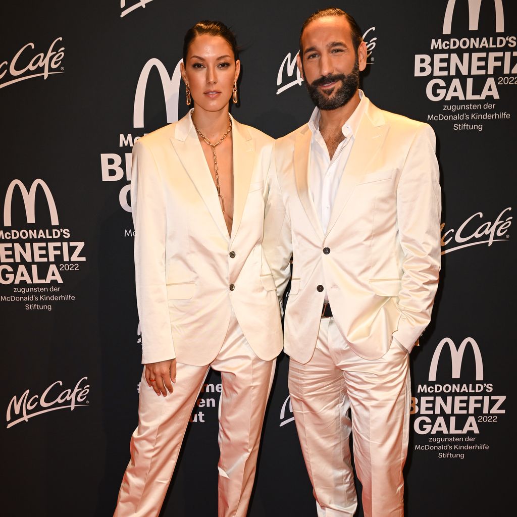 Rebecca Mir und Massimo Sinató bei der McDonald's Benefiz Gala 2022
