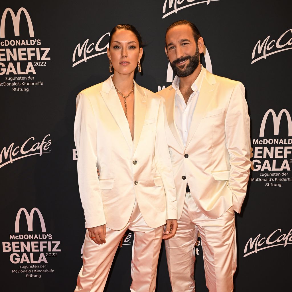 Rebecca Mir und Massimo Sinató im Oktober 2022