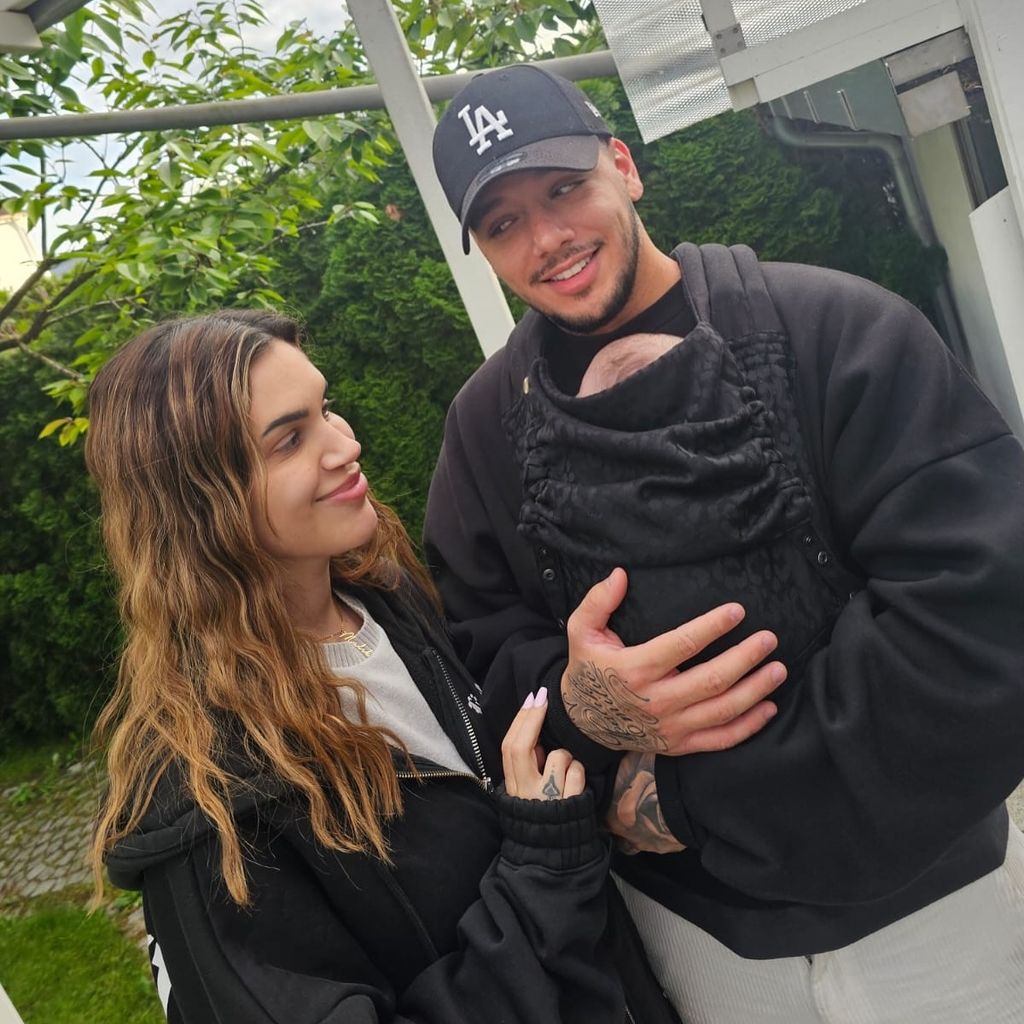 Rebecca Ries und Göktug Göker mit Malik am Vatertag 2025