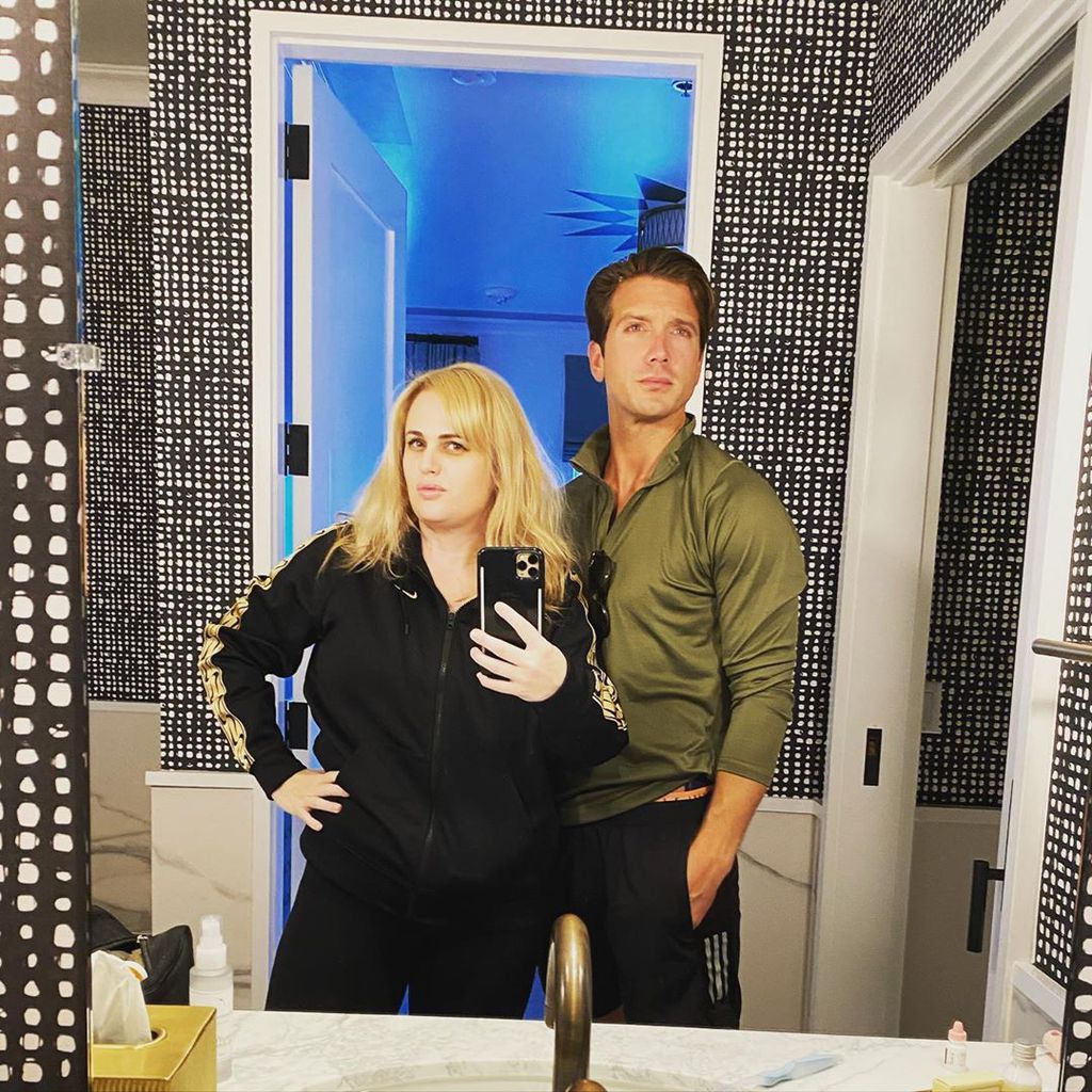 Rebel Wilson und Jacob Busch