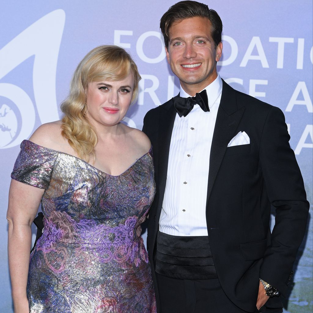 Rebel Wilson und Jacob Busch auf dem roten Teppich in Monaco