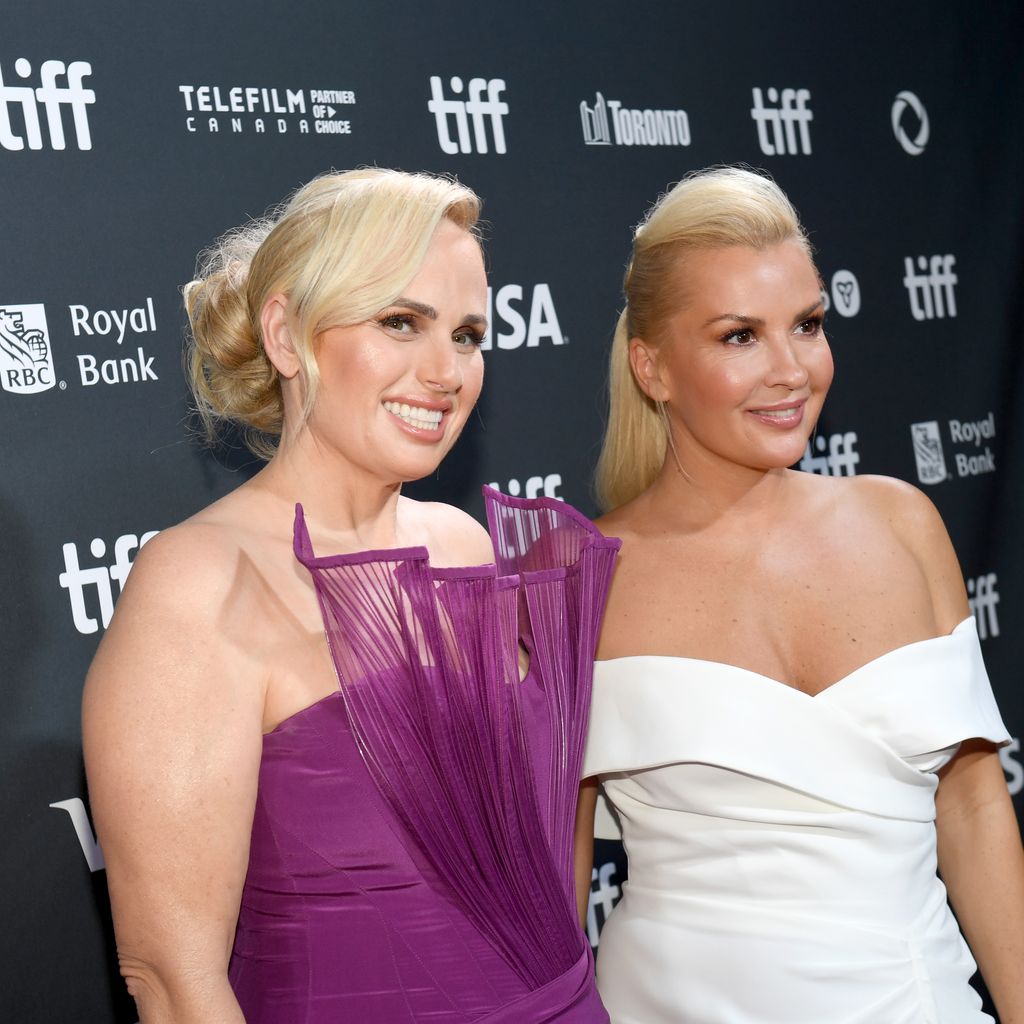 Rebel Wilson und Ramona Agruma im September 2024