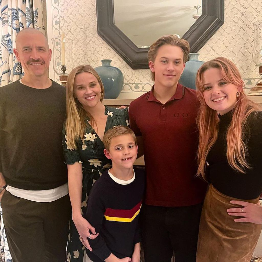 Reese Witherspoon mit ihrer Familie