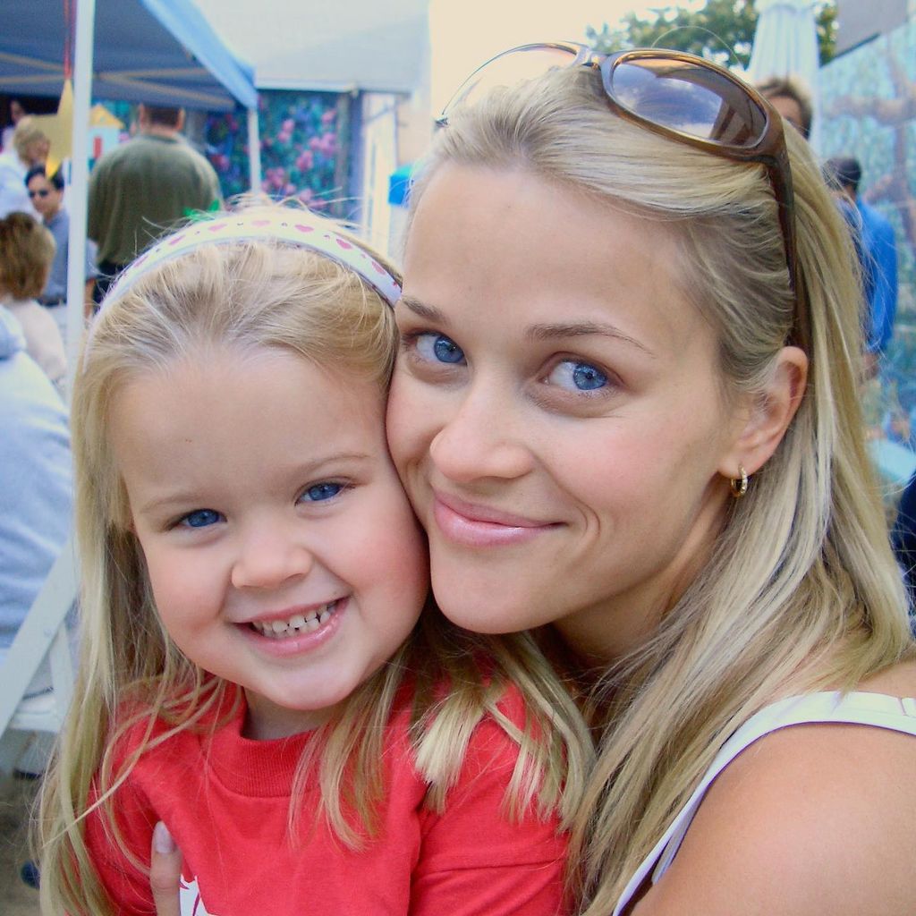 Reese Witherspoon (r.) und ihre Tochter Ava Phillippe in jungen Jahren