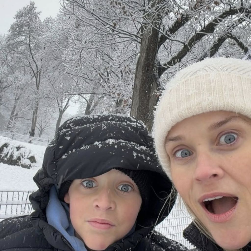 Reese Witherspoon und ihr Sohn Tennessee James Toth bei Instagram