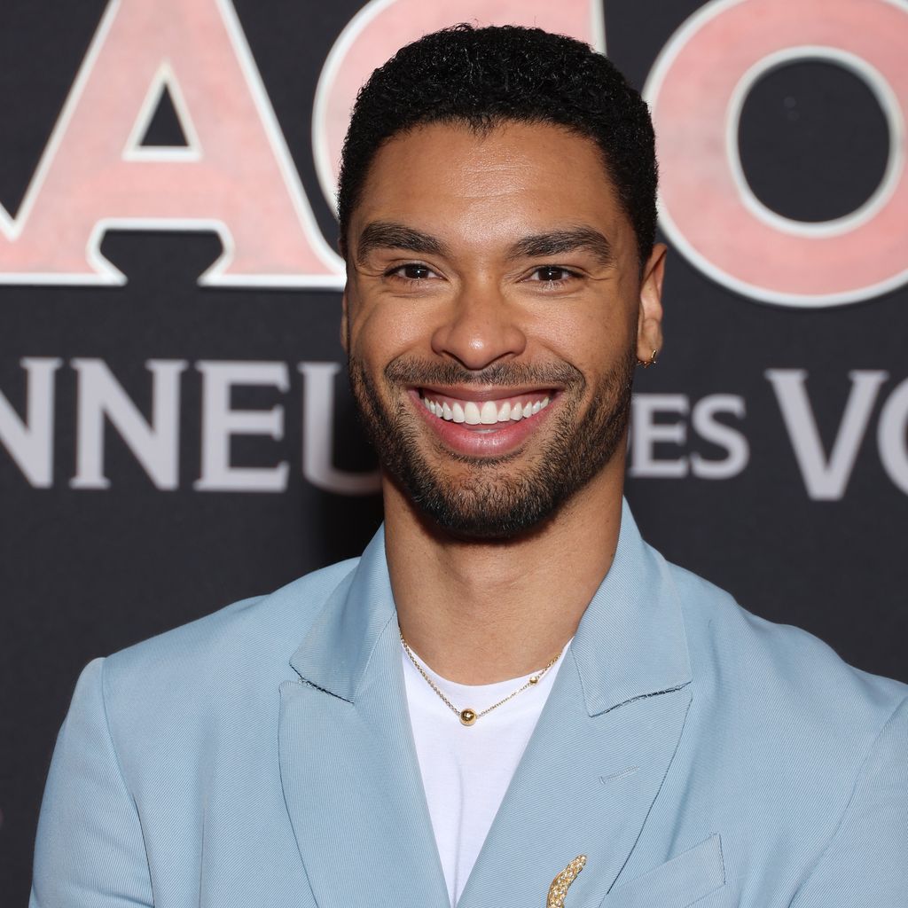 Regé-Jean Page bei der "Dungeons & Dragons"-Premiere in Paris