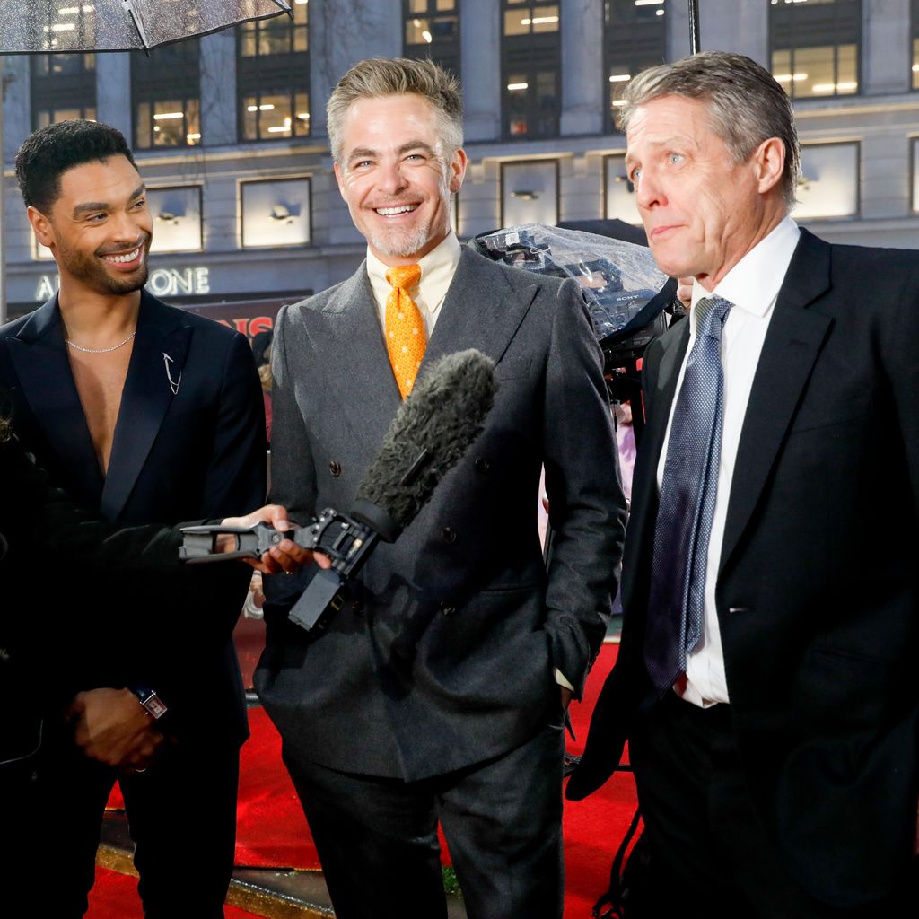 Rege-Jean Page, Chris Pine und Hugh Grant in London im März 2023