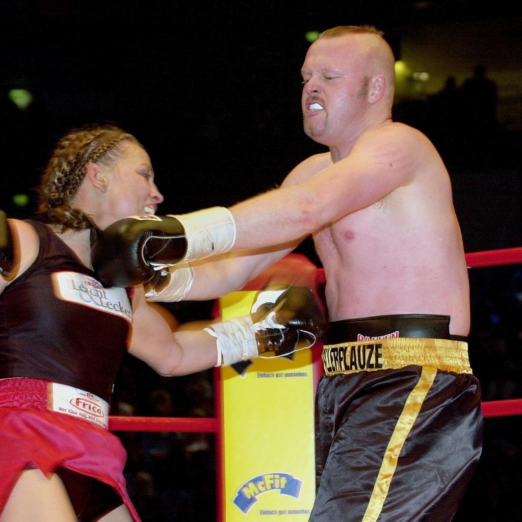 Regina Halmich und Stefan Raab im März 2007 in Köln