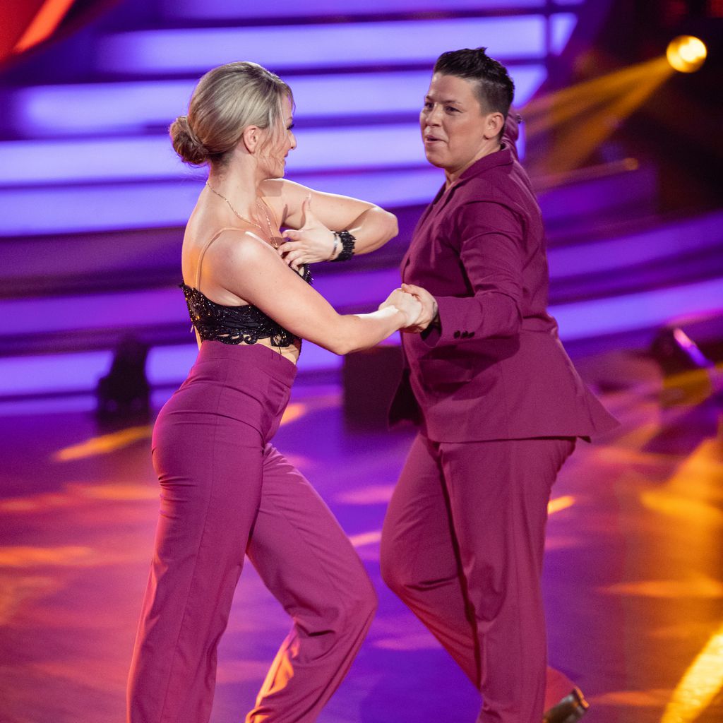 Regina Luca und Kerstin Ott bei "Let's Dance" 2019
