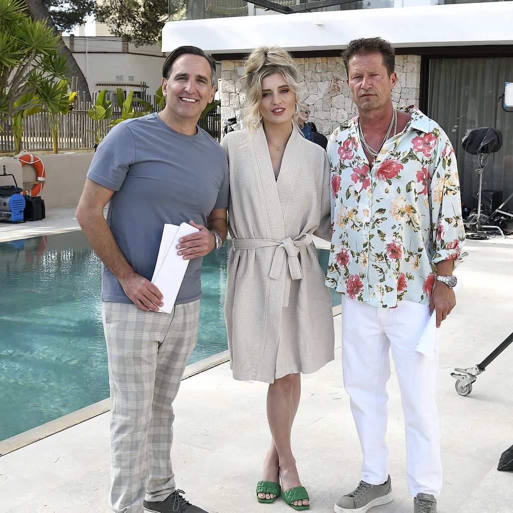 Regisseur Mike Hatton mit Luna und Til Schweiger am Set von "Hollywood and Crime"