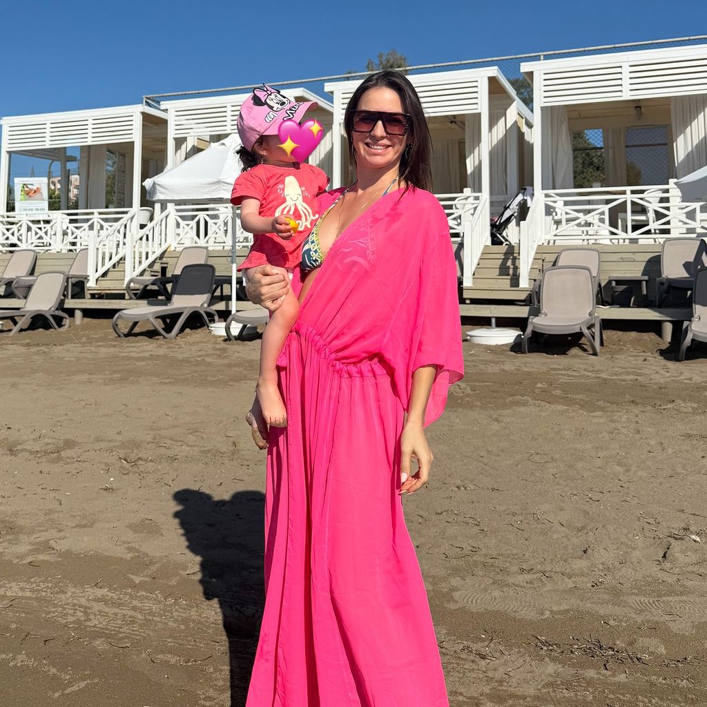 Renata Lusin und Tochter Stella im November 2025