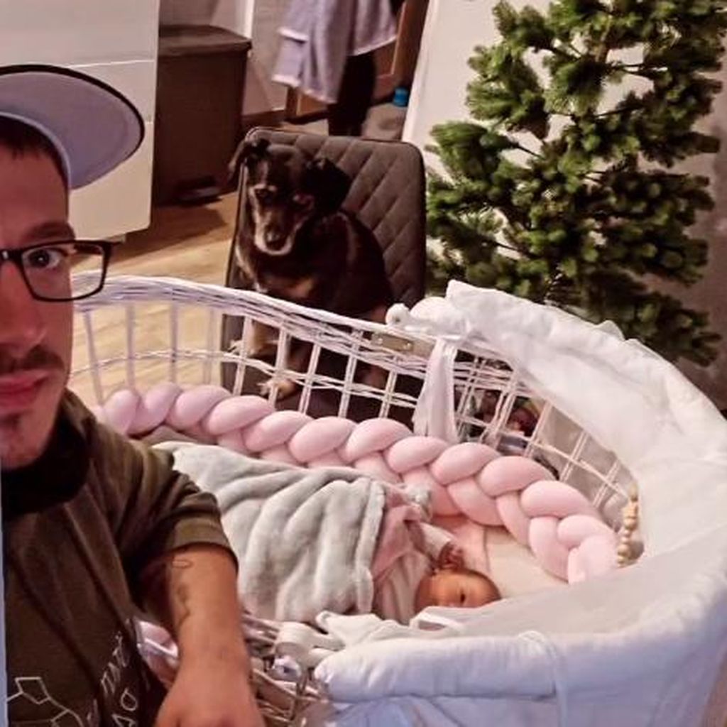 René und seine Tochter im Dezember 2022