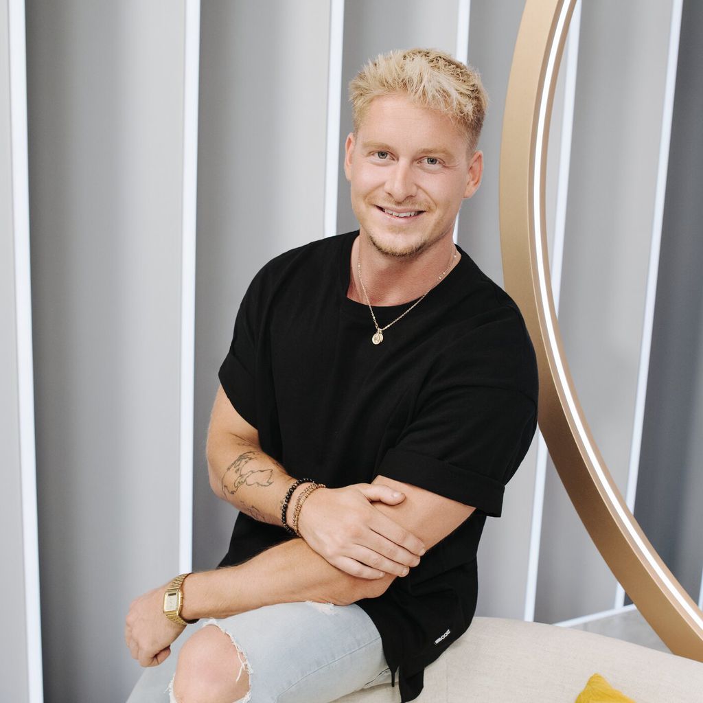 René. "5 Senses for Love"-Kandidat