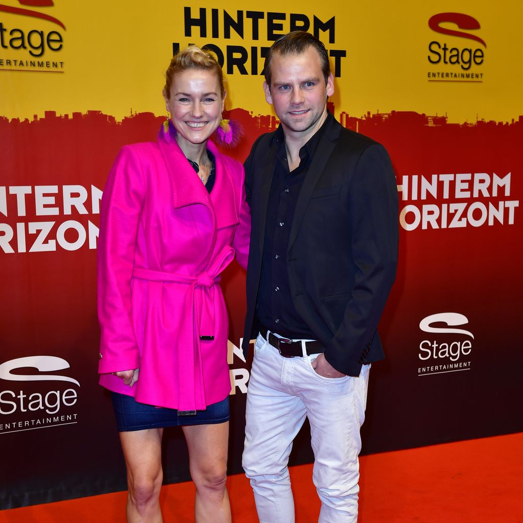 Rhea Harder-Vennewald mit Ehemann Jörg Vennewald bei der "Hinterm Horizont"-Premiere in Hamburg