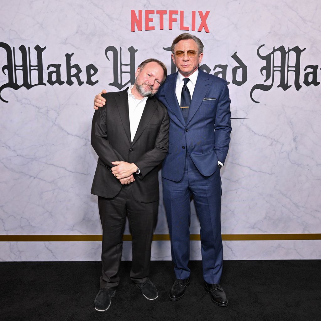 Rian Johnson und Daniel Craig bei der Special Screening von "Wake Up Dead Man" im SVA Theater in New York