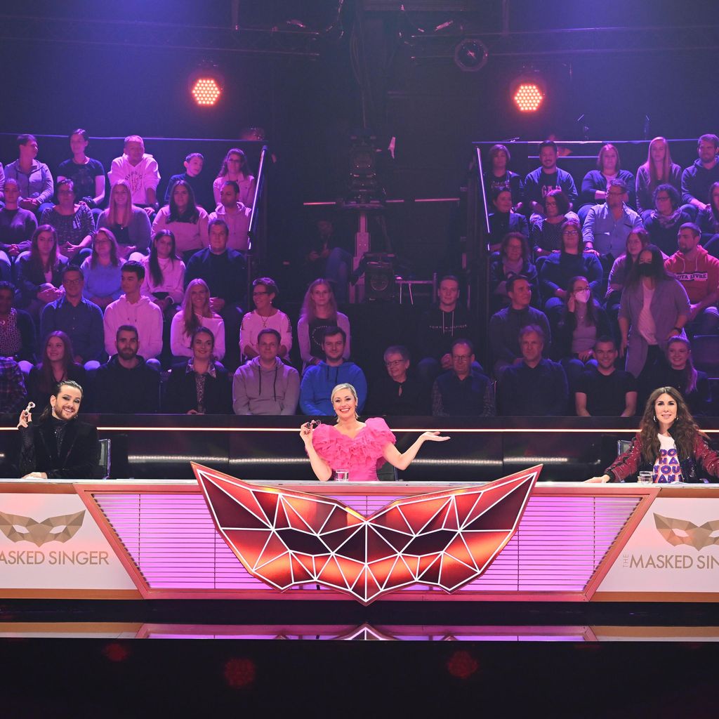 Riccardo Simonetti, Ruth Moschner und Judith Williams bei "The Masked Singer"