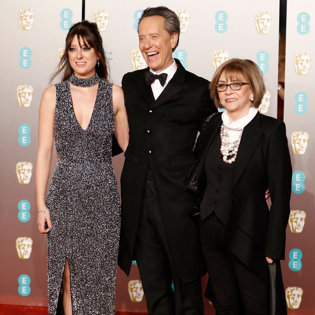 Richard E. Grant mit seiner Tochter Olivia und Frau Joan