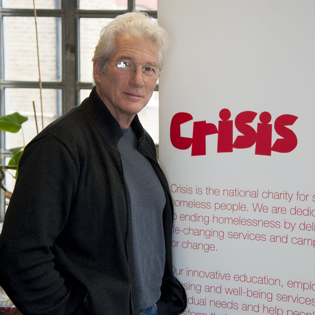 Richard Gere besucht den Hauptsitz der Obdachlosen-Wohltätigkeitsorganisation "Crisis", 2016 London.
