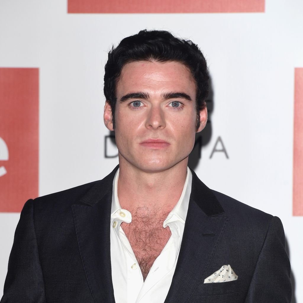 Richard Madden bei einer Pressekonferenz