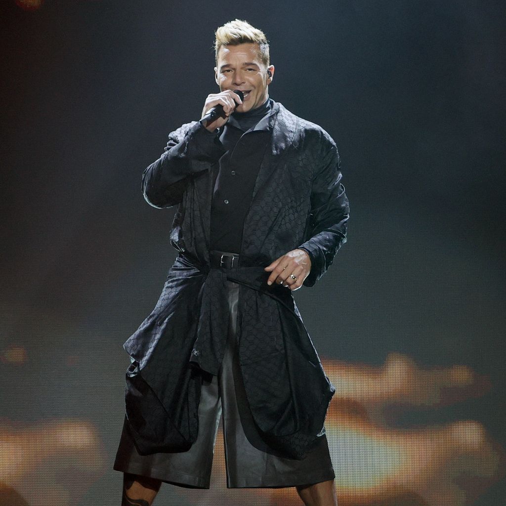 Ricky Martin performt auf der Bühne in Las Vegas