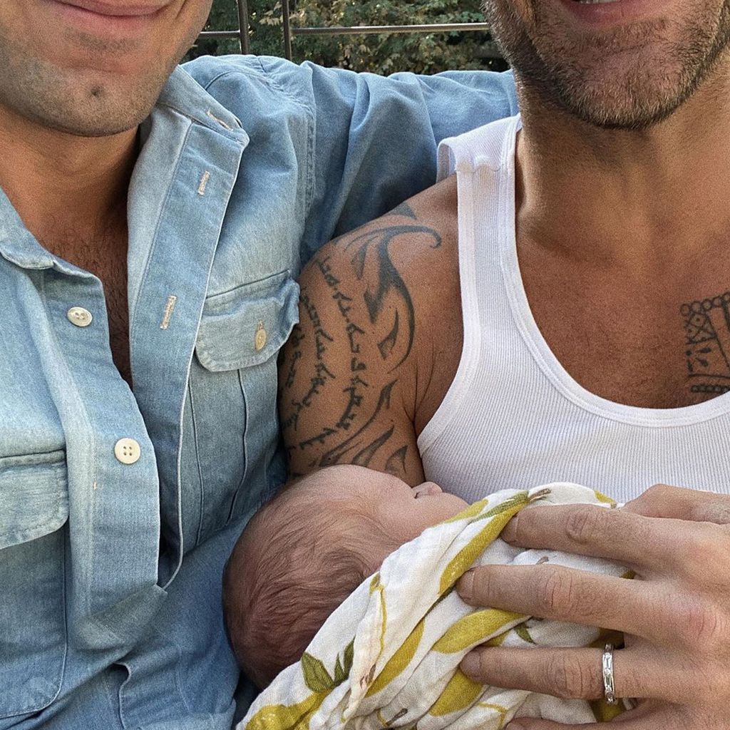 Ricky Martin und Jwan Yosef mit ihrem Kind
