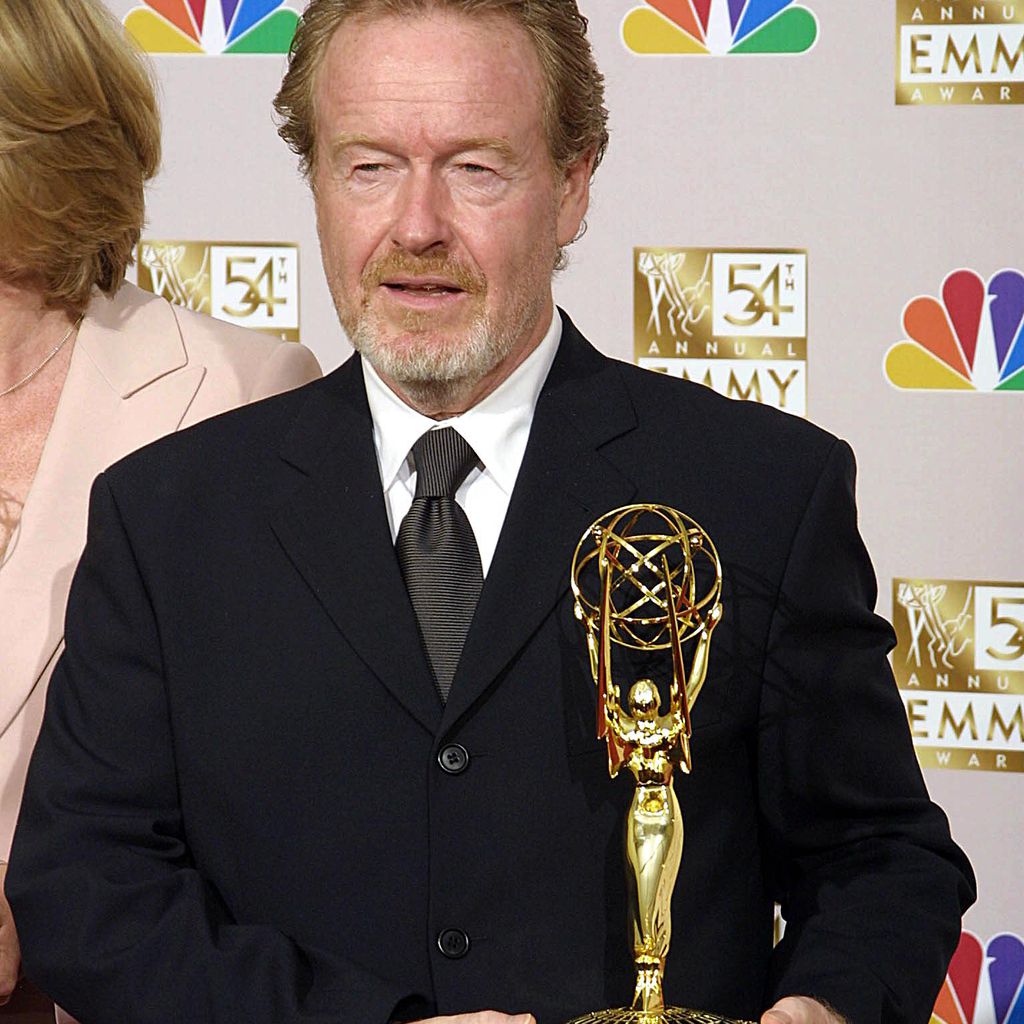 Ridley Scott mit seinem Emmy Award aus dem Jahr 2002