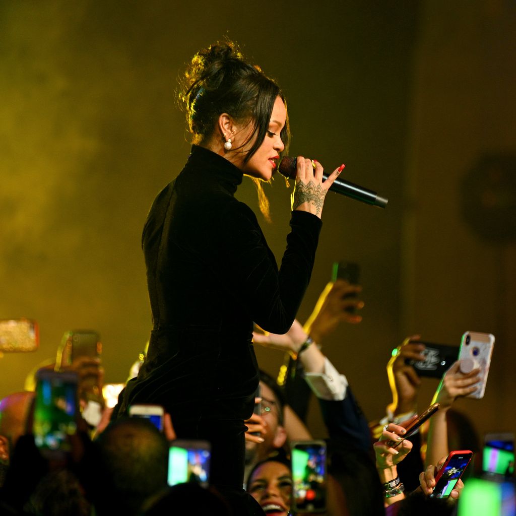 Rihanna, 2019