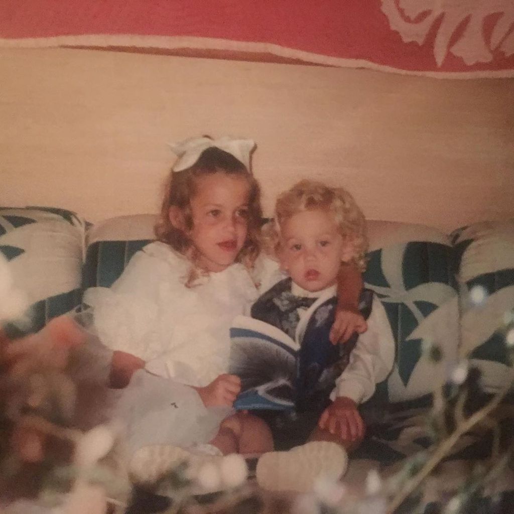 Riley und Benjamin Keough als Kinder