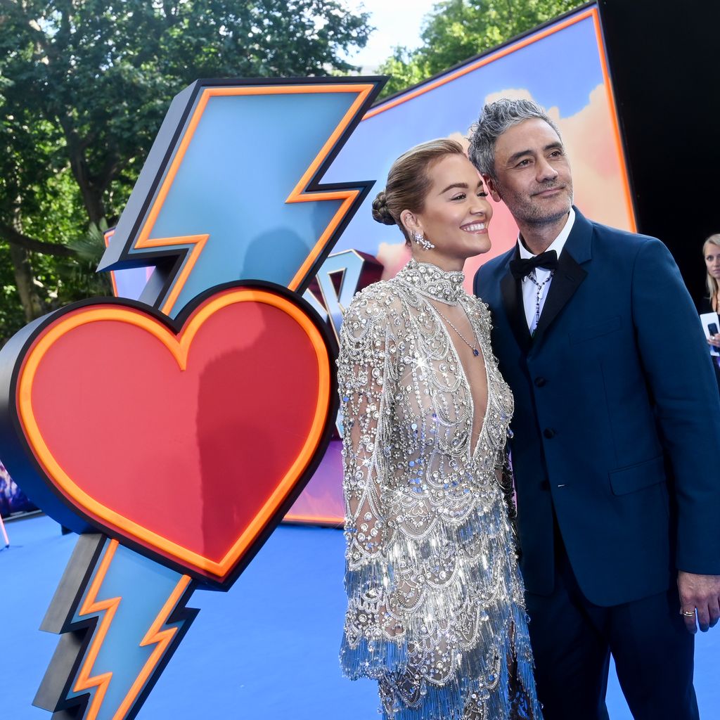 Rita Ora und Taika Waititi bei dem UK-Screening von "Thor: Love and Thunder"