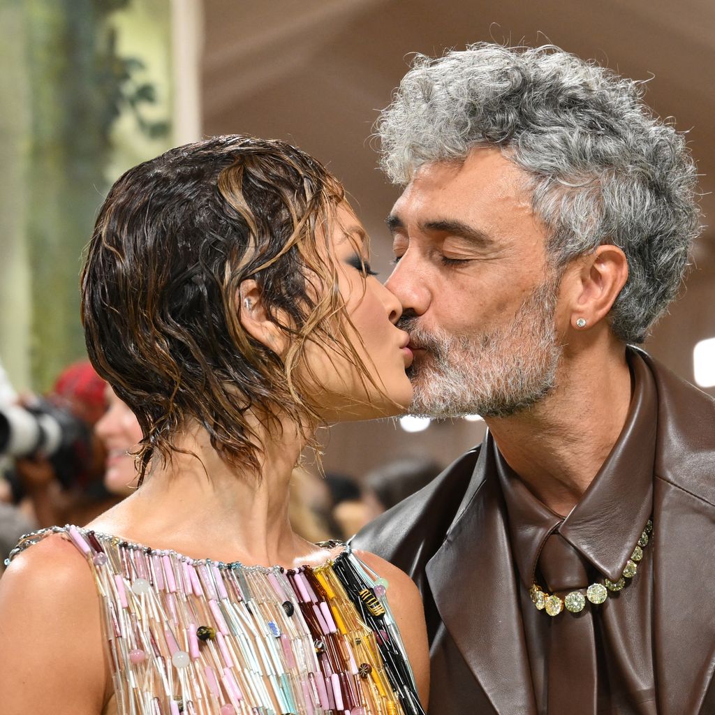 Sängerin Rita Ora und Regisseur Taika Waititi, Met Gala 2024
