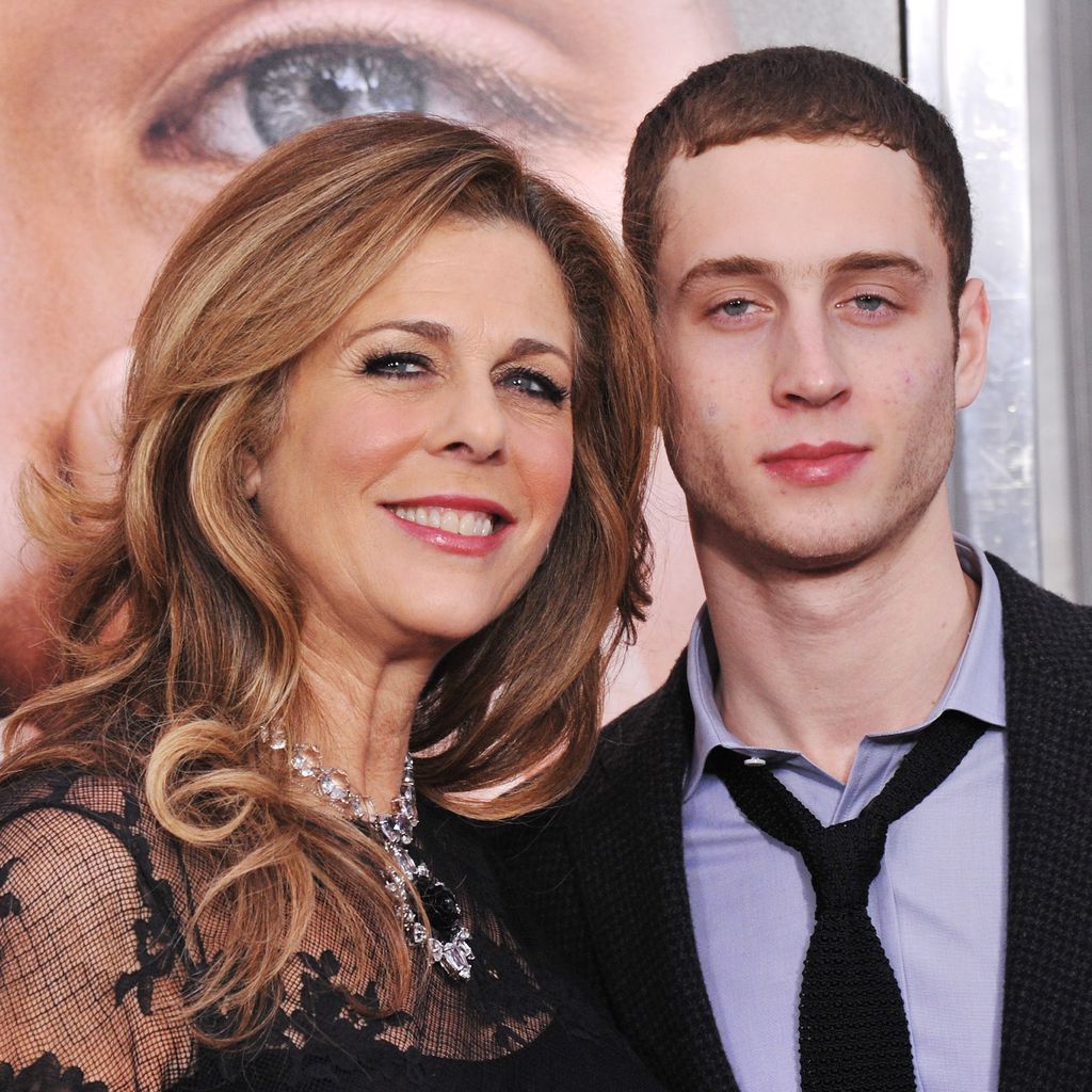 Rita Wilson und Sohn Chet Hanks bei der Premiere von "Extremely Loud & Incredibly Close"