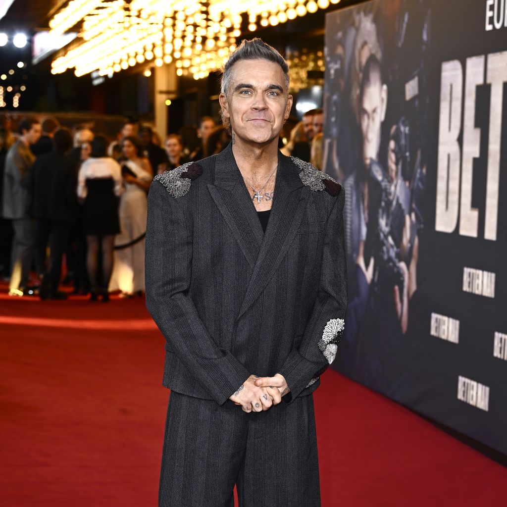 Robbie Williams, Sänger