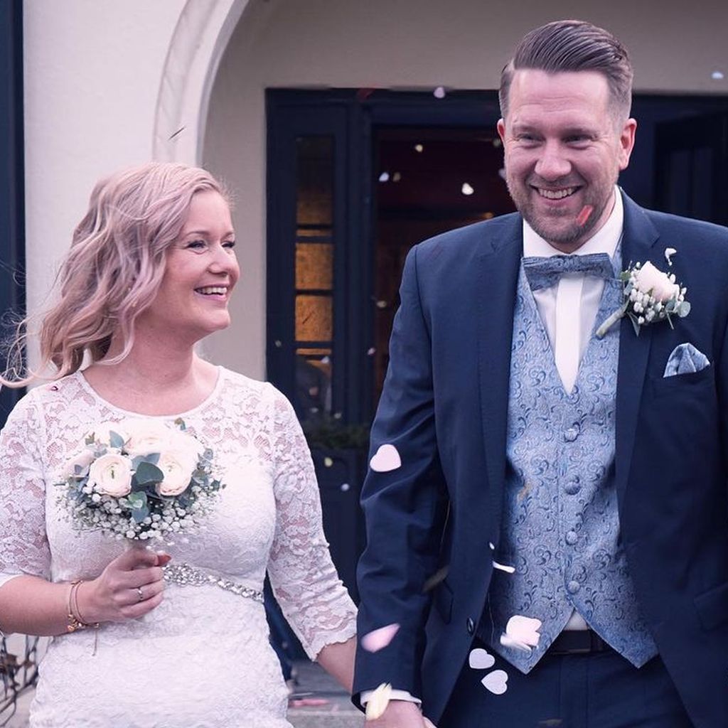Robert mit seiner Frau Laura bei ihrer Hochzeit