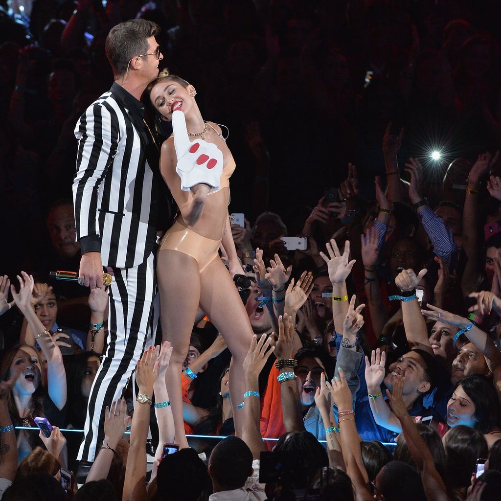 Robin Thicke and Miley Cyrus, MTV VMAs 2013
