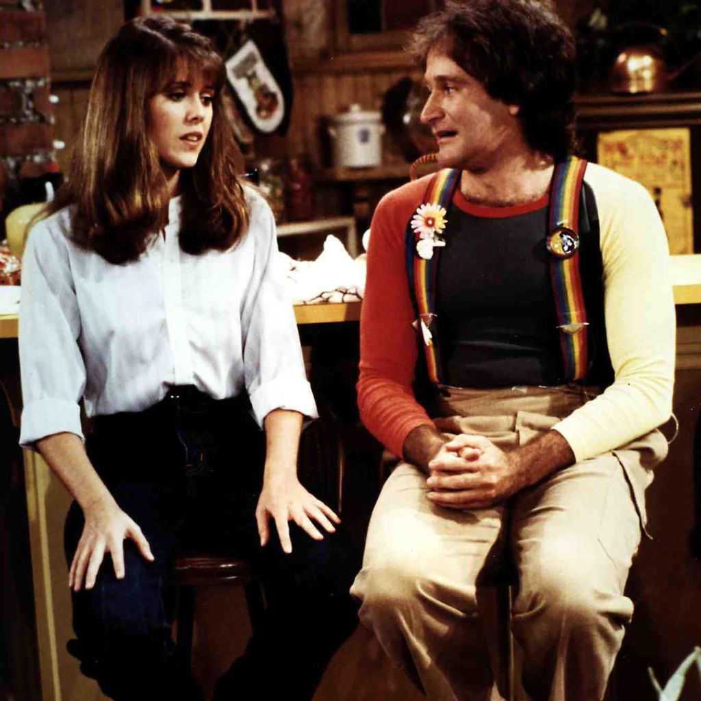 Robin Williams (r.) und Pam Dwaber in "Mork vom Ork", 1978