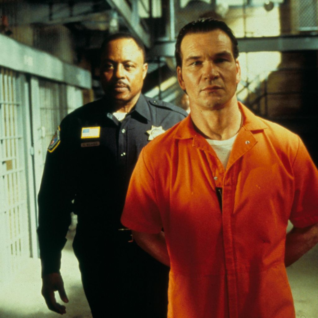 Roger E. Mosley und Patrick Swayze in "Letters from a Killer"