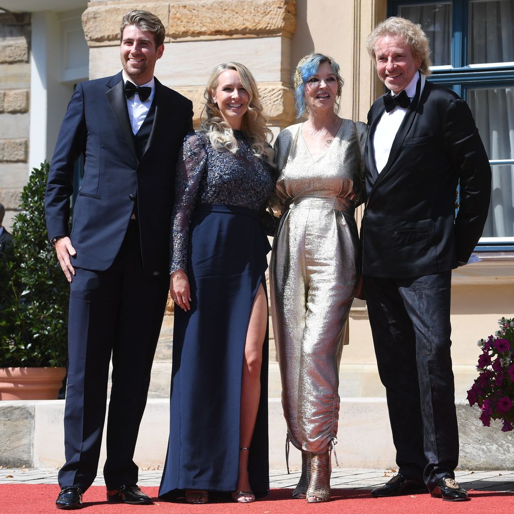 Roman Gottschalk und seine Frau mit seinen Eltern Thea und Thomas, Juli 2018
