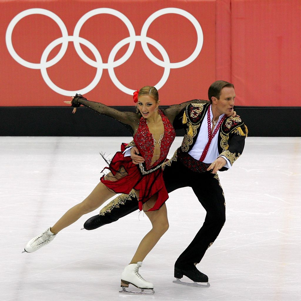 Roman Kostomarow und seine Eislaufpartnerin Tatiana Navka, 2006