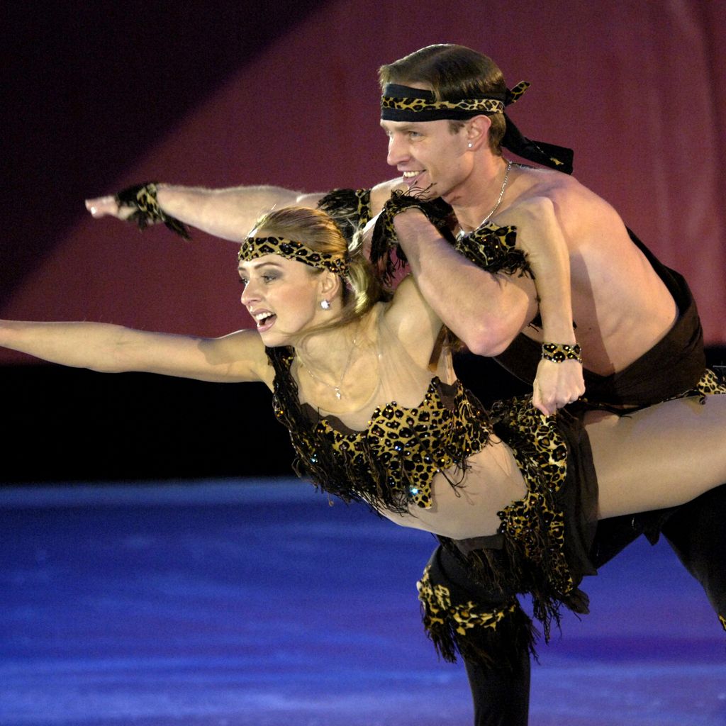 Roman Kostomarow und Tatiana Navka beim Eiskunstlaufen