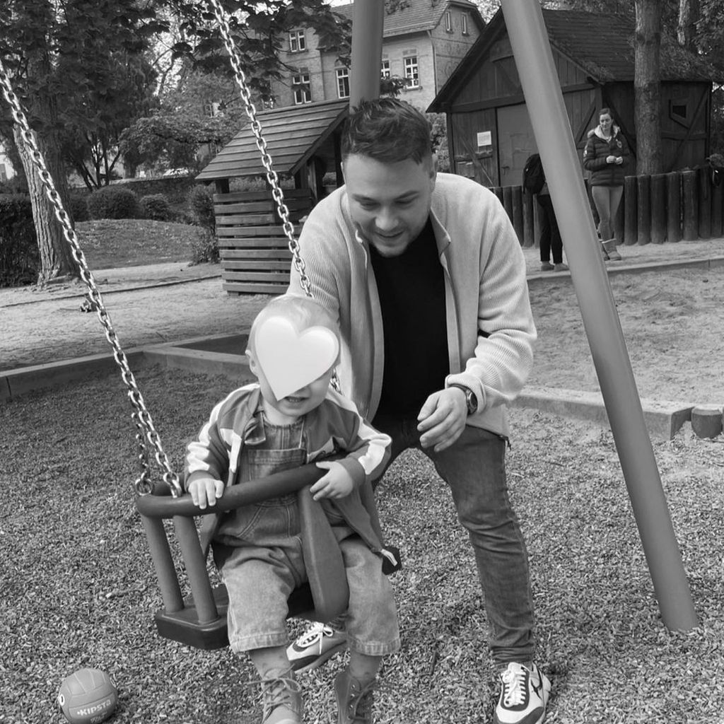 Roman Tamkan mit seinem Sohn Carlo