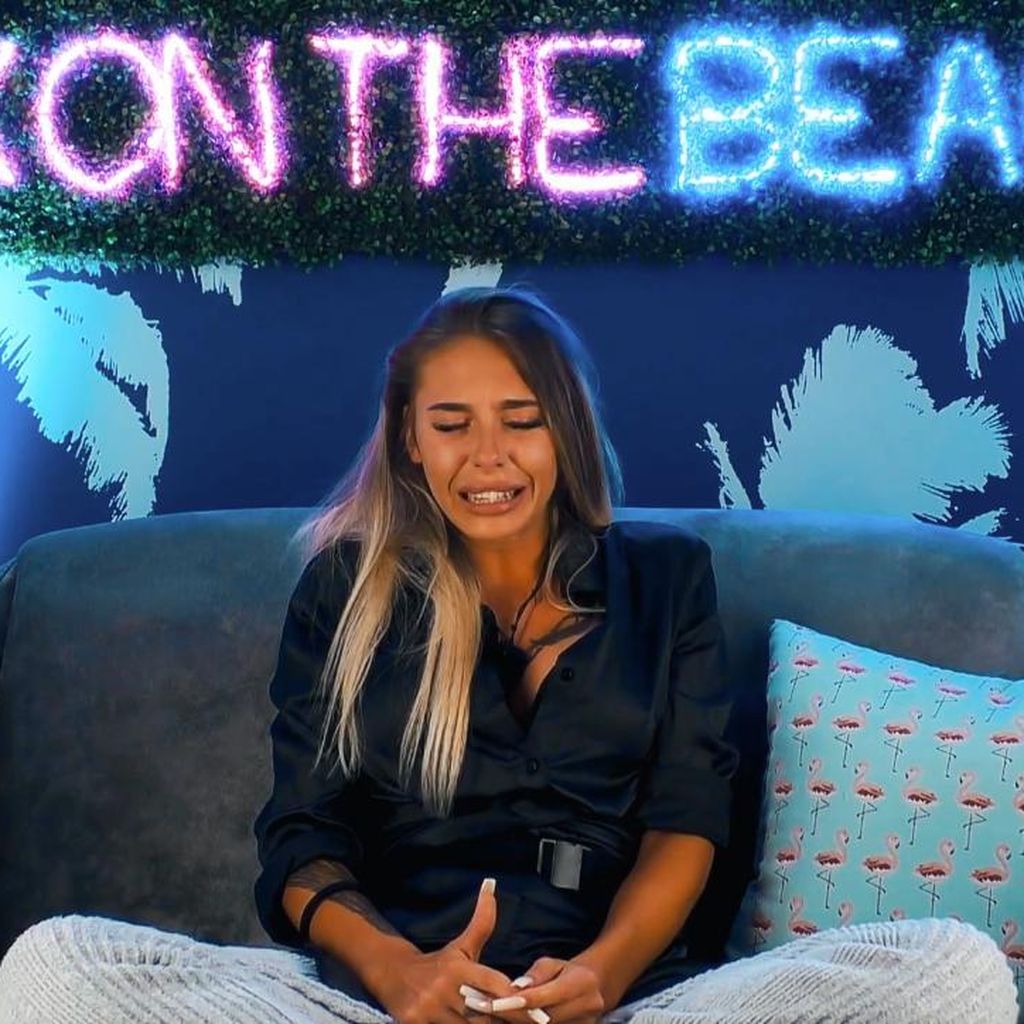 Romina aus "Ex on the Beach", Folge 11