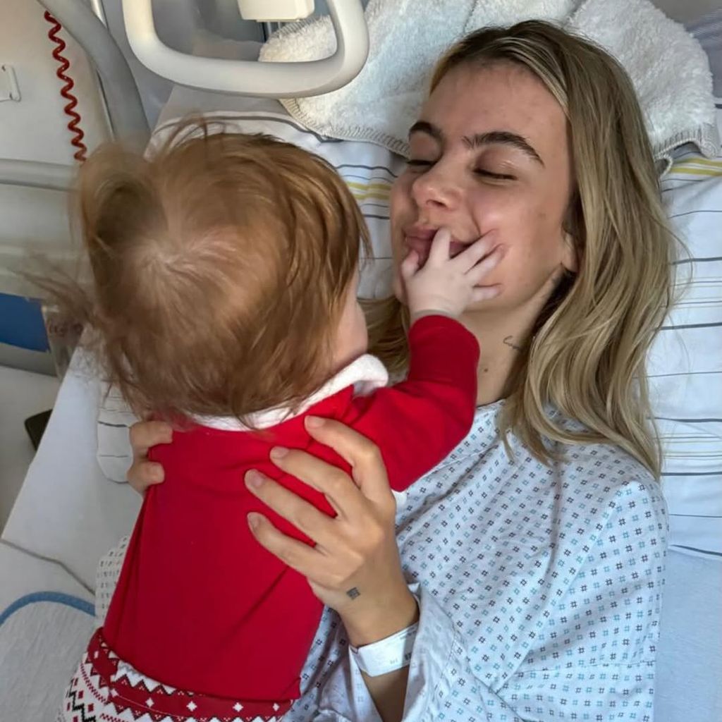 Romina Palm und Hazel im Krankenhaus