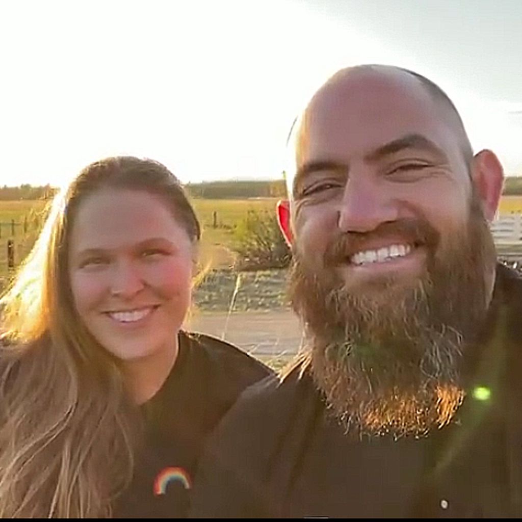 Ronda Rousey mit ihrem Mann Travis Browne