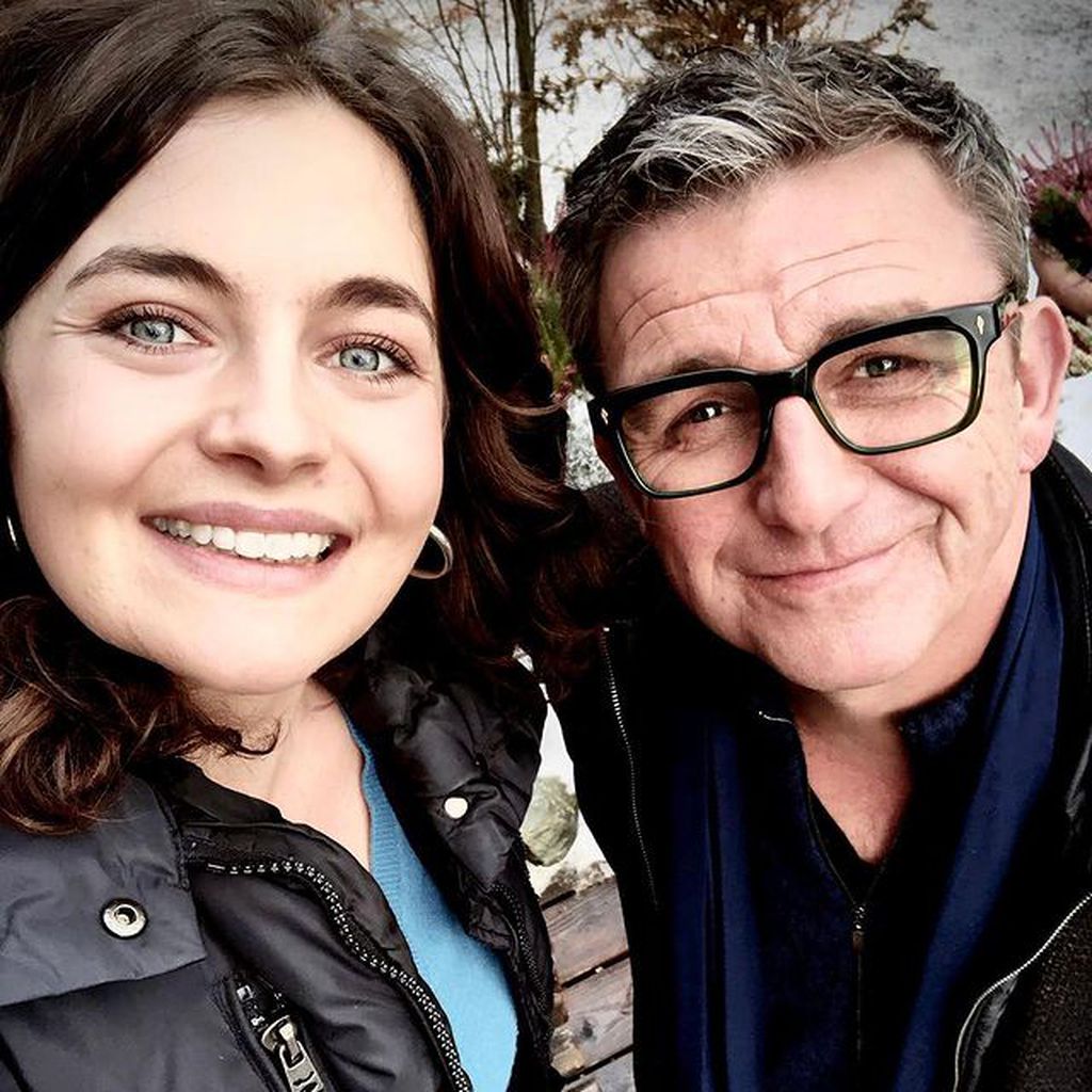Ronja Forcher und Hans Sigl am "Der Bergdoktor"-Set