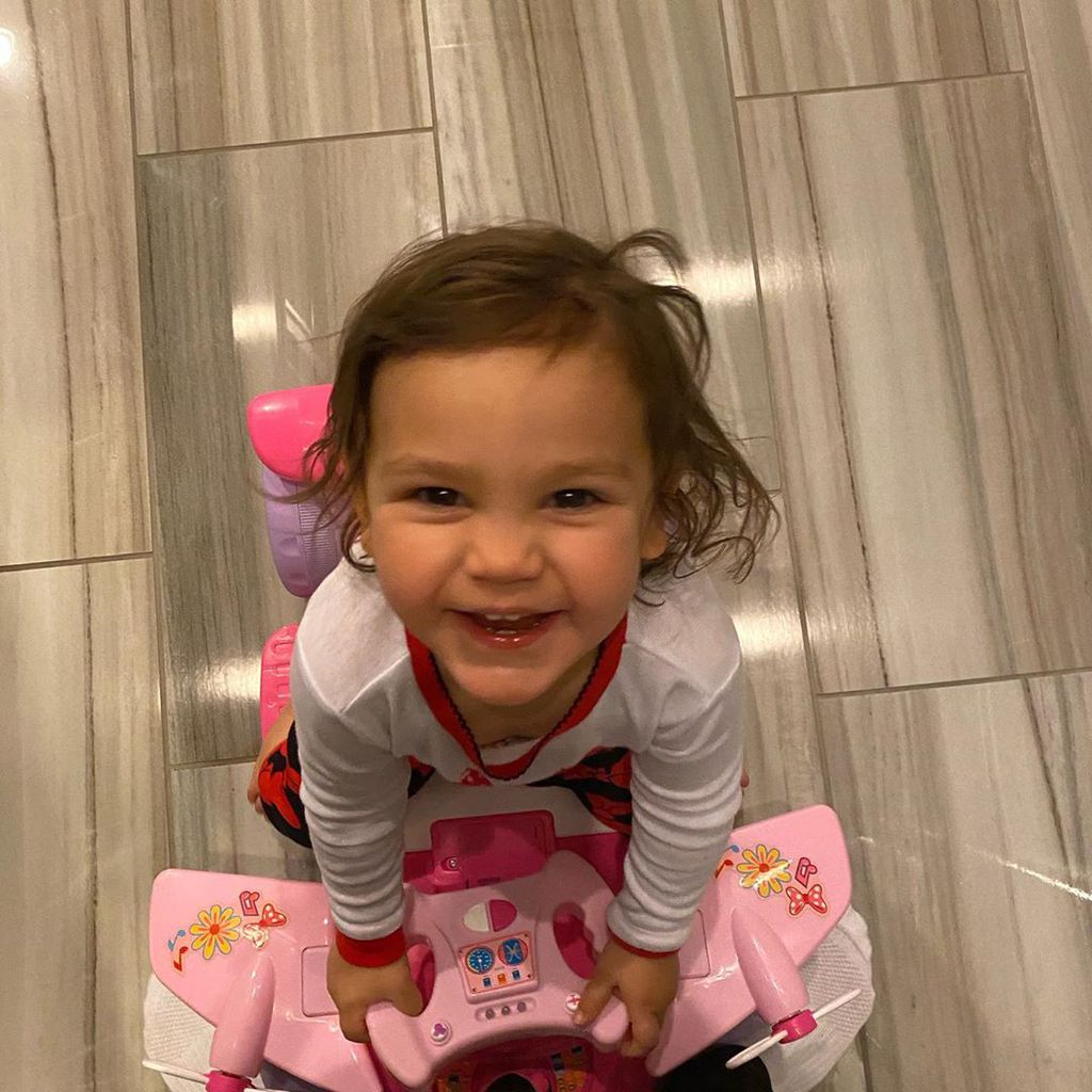Ronnie Ortiz-Magros Tochter Ariana