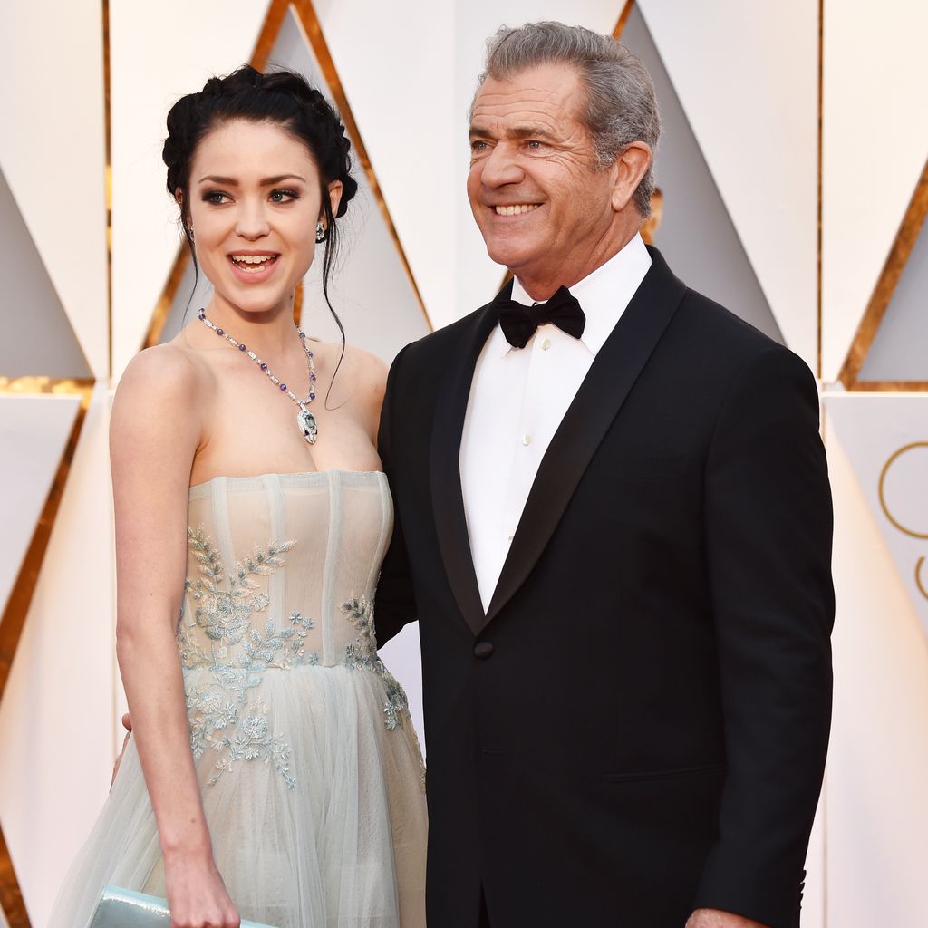 Rosalind Ross und Mel Gibson auf dem Red Carpet der Oscars 2017