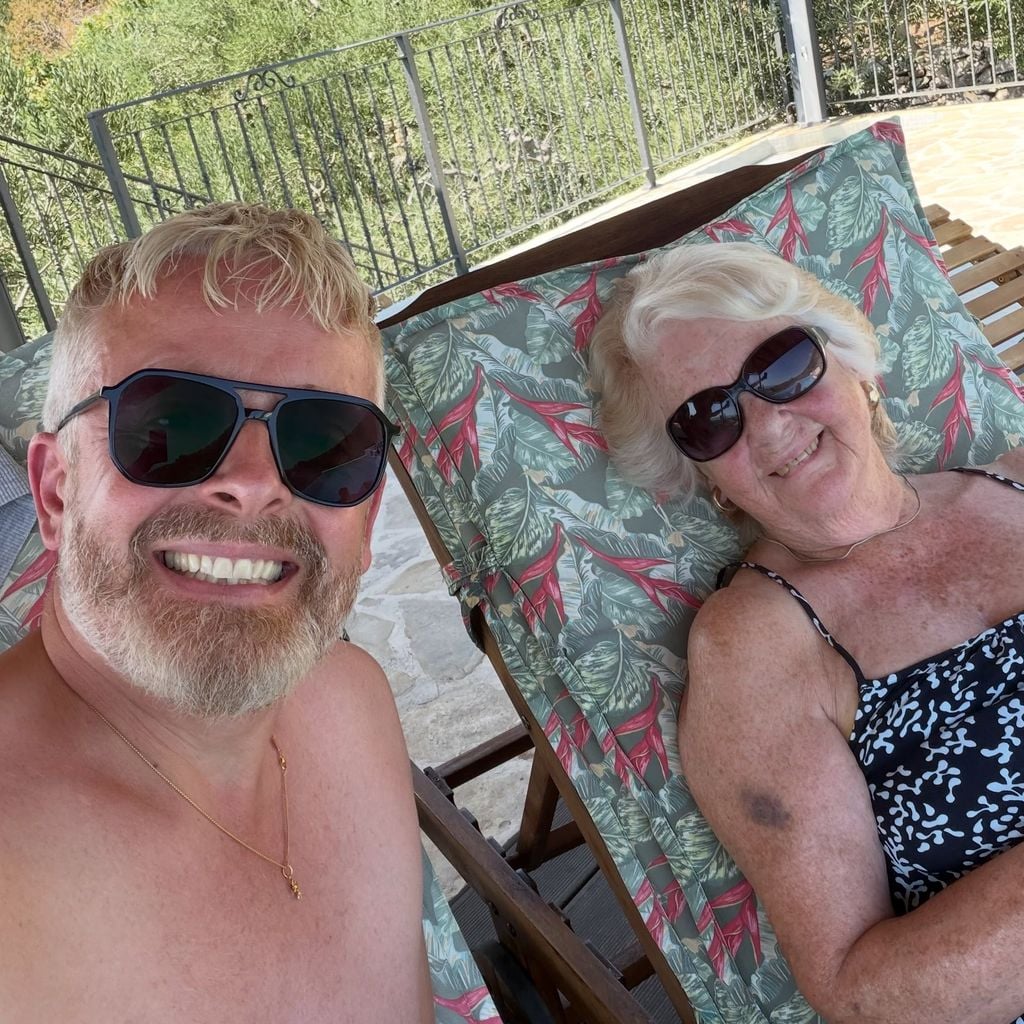 Ross Antony und seine Mutter Vivien, August 2026