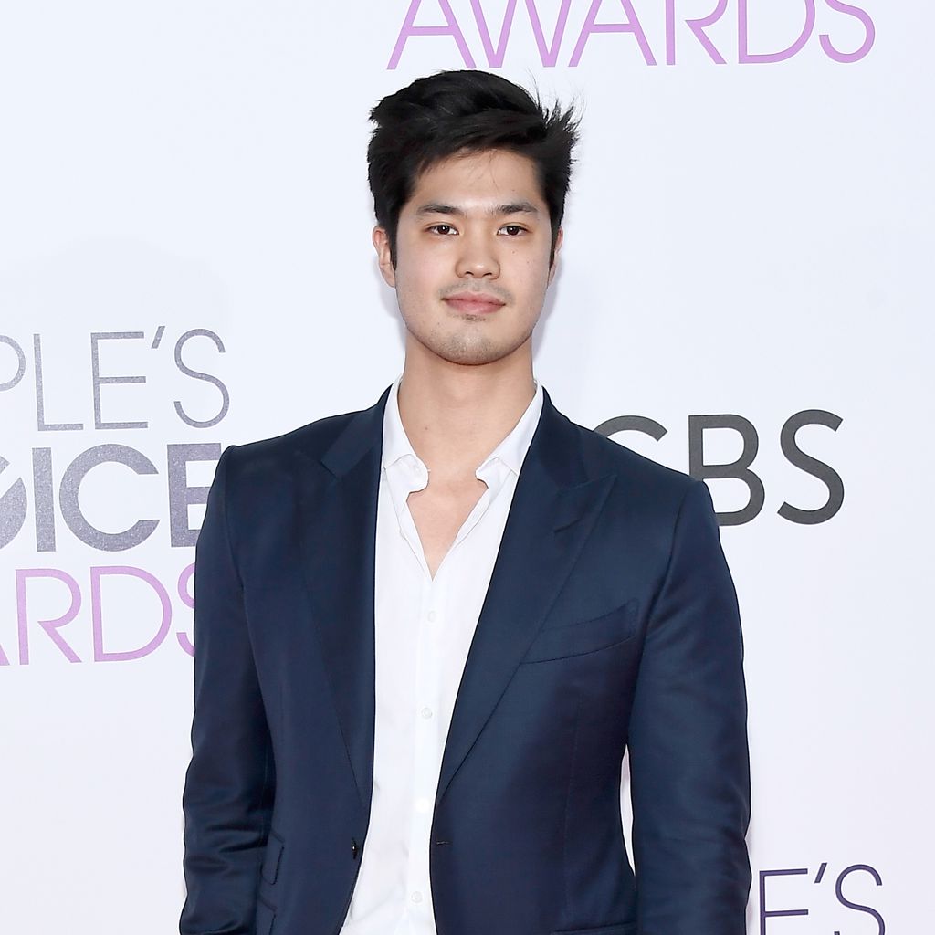 Ross Butler bei den People's Choice Awards 2017 in Los Angeles